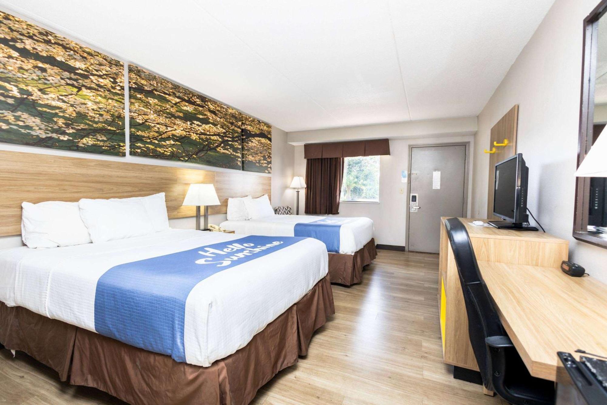 Days Inn By Wyndham Dayton Huber Heights Northeast Zewnętrze zdjęcie