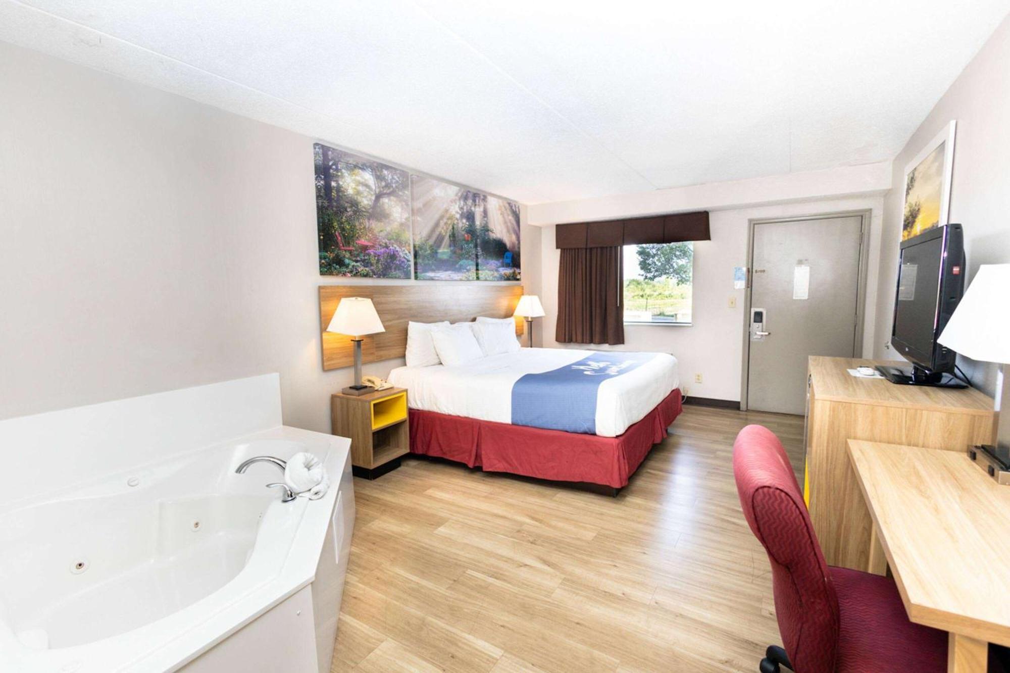 Days Inn By Wyndham Dayton Huber Heights Northeast Zewnętrze zdjęcie
